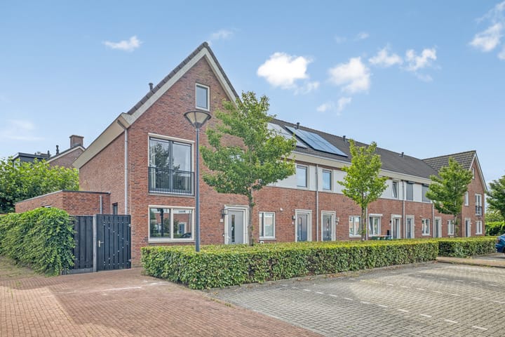 Bramentuin 58 in Teteringen foto