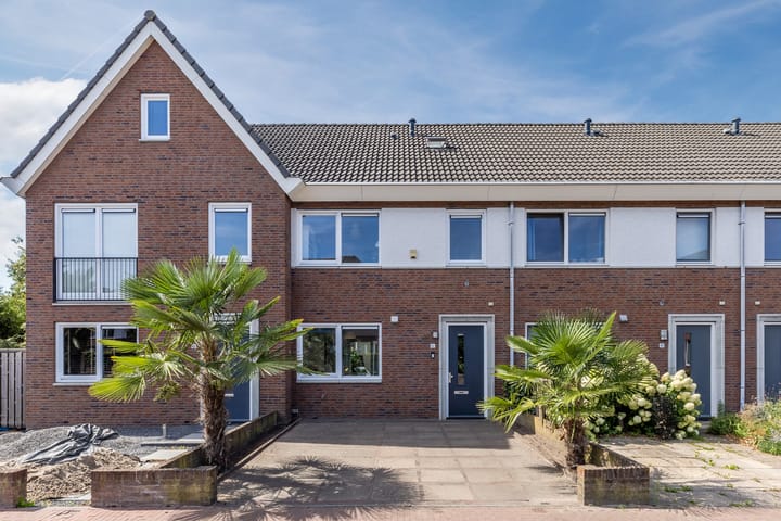 Bramentuin 82 in Teteringen foto