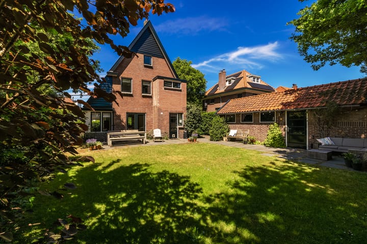 Brederoodseweg 104 in Santpoort-Zuid foto