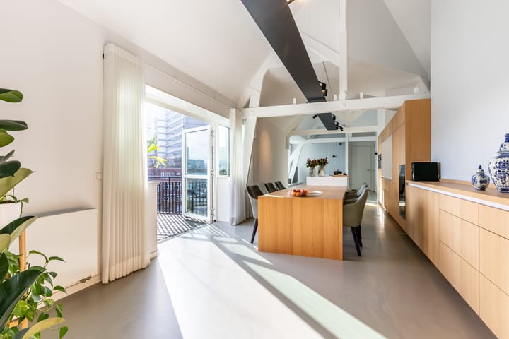 Breitnerstraat 90E in Rotterdam foto