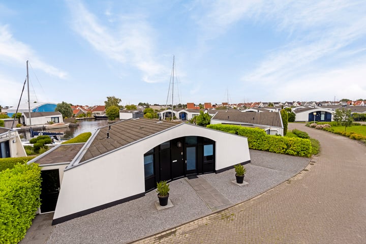 Brekkenweg 4-8 in Lemmer foto