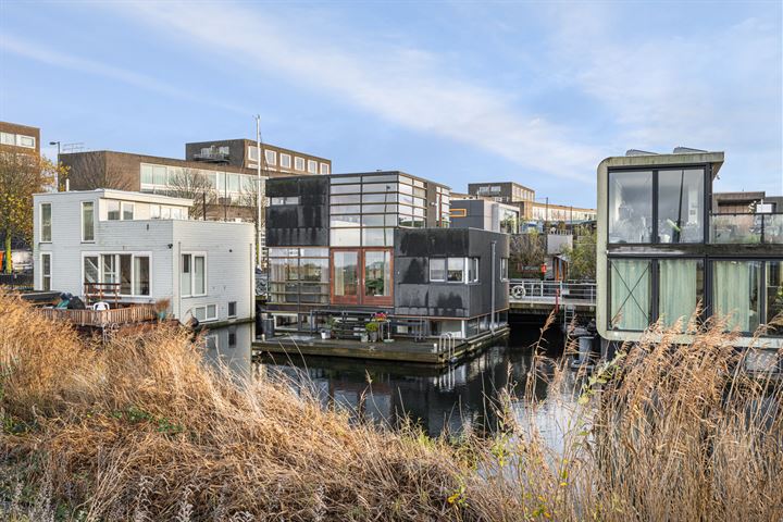 Brigantijnkade 4 in Amsterdam foto