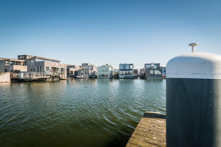 Brigantijnkade 8 in Amsterdam foto