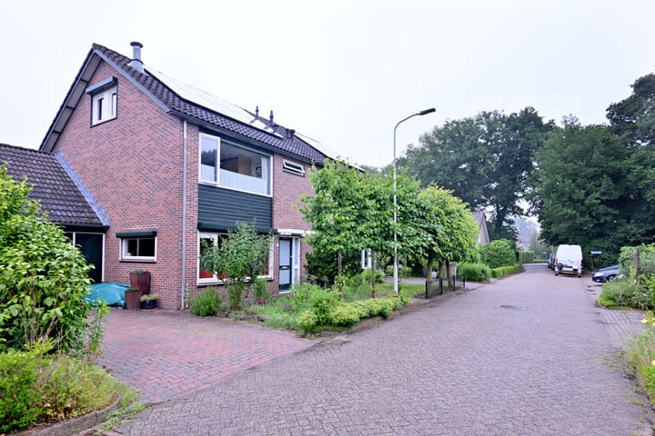 Brinkerhof 72 in Vorden foto