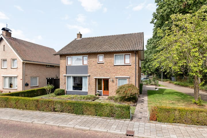 Brinkstraat 22 in Reutum foto