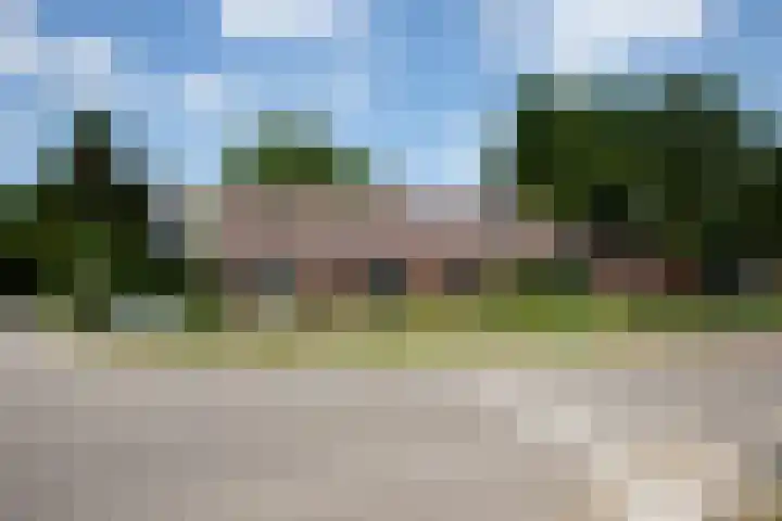 Broekenseind 3 Hoogeloon