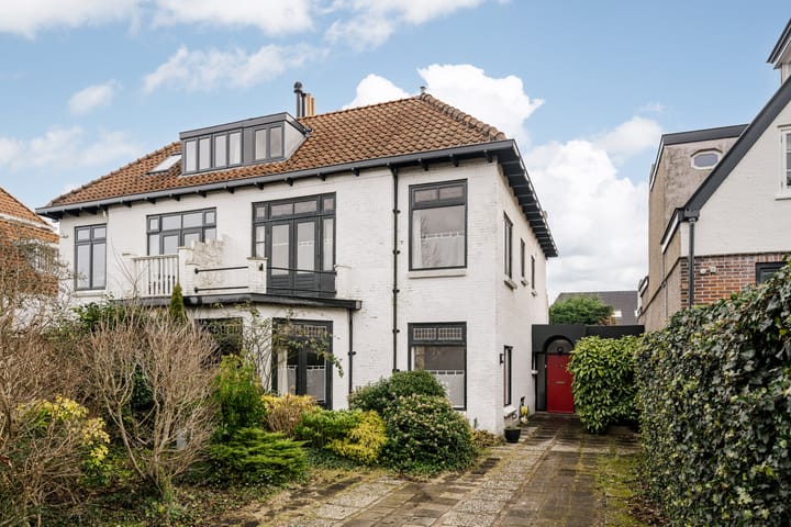 Bronsteeweg 24 in Heemstede