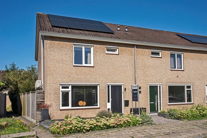 Brucknerstraat 23 in Almelo foto