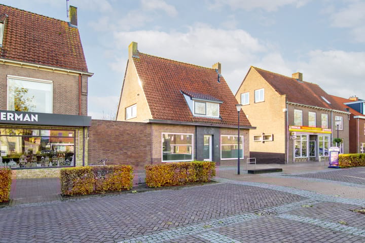 Brugstraat 11a in Middenmeer foto