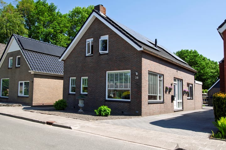 Brugstraat 38 in Stadskanaal foto