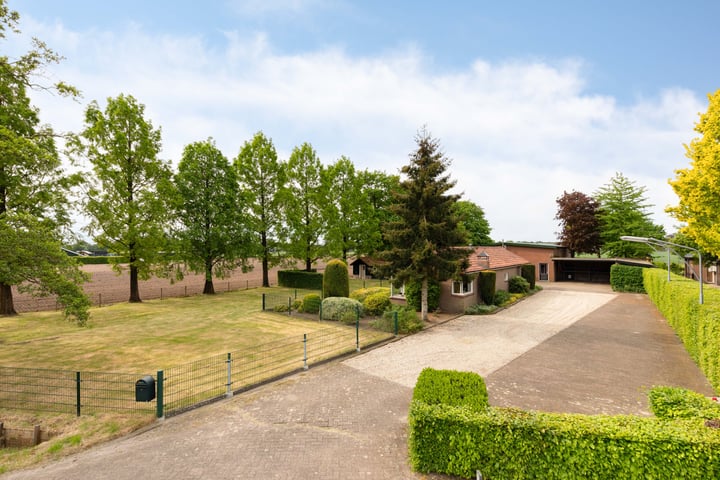 Brugveenseweg 56 in Voorthuizen foto