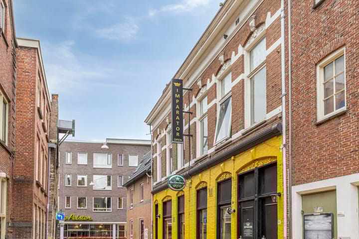 Bruine Ruiterstraat 5a in Groningen foto