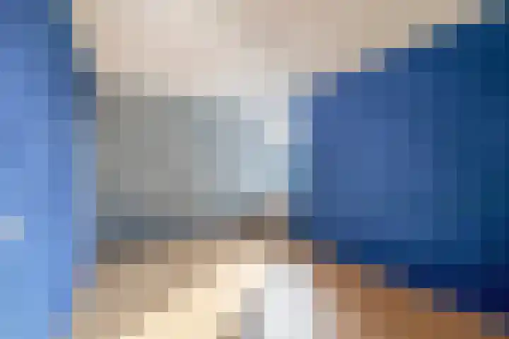 Buis 133 Maassluis thumbnail 30