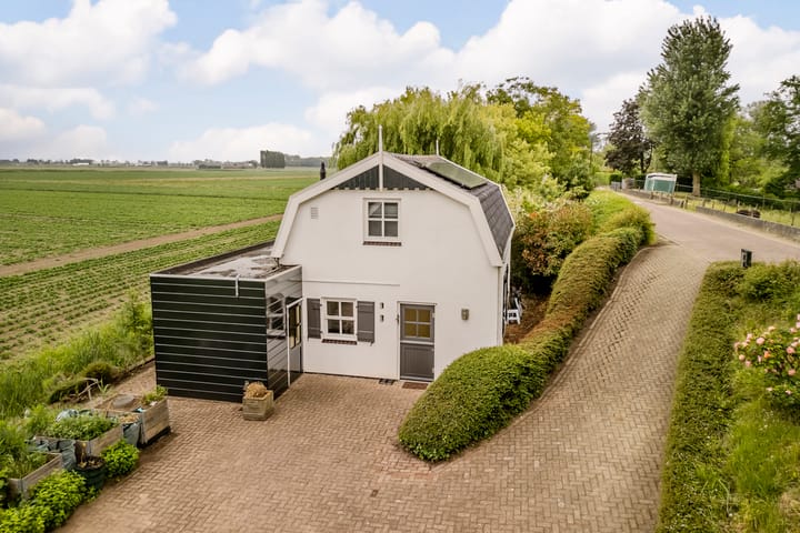 Buitendijk 134 in Hank foto