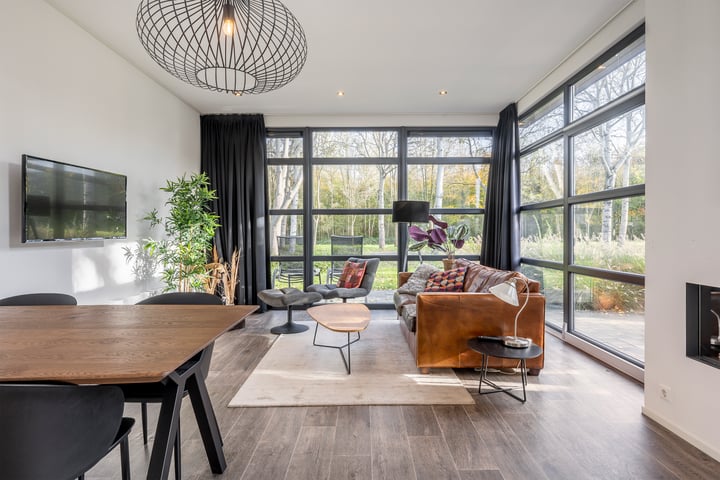 Buitenhuizerweg 2 in Velsen-Zuid foto