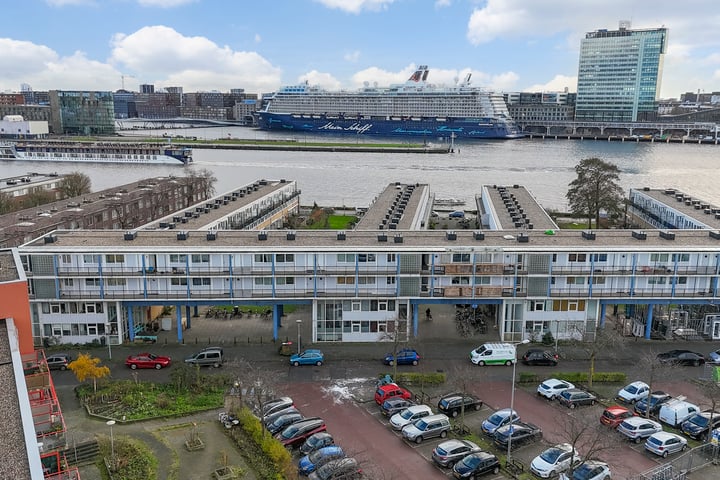 Buitenzagerij 64 in Amsterdam foto