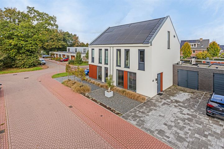 Buizerdlaan 60 in Venray foto