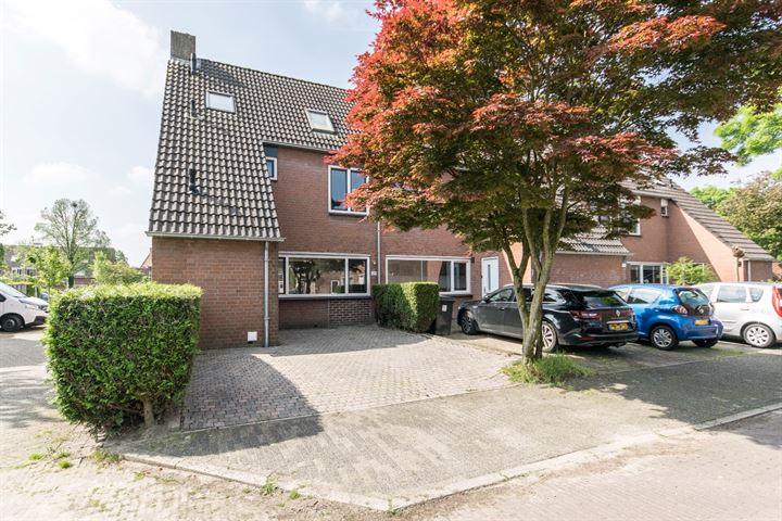 Burchtenlaan 127 in 's-Hertogenbosch foto