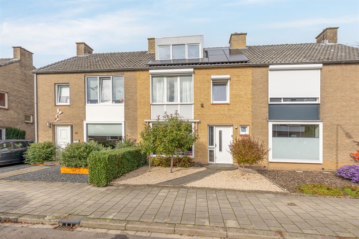 Foto van woning Burg. Arnoldtsstraat 62, Sittard
