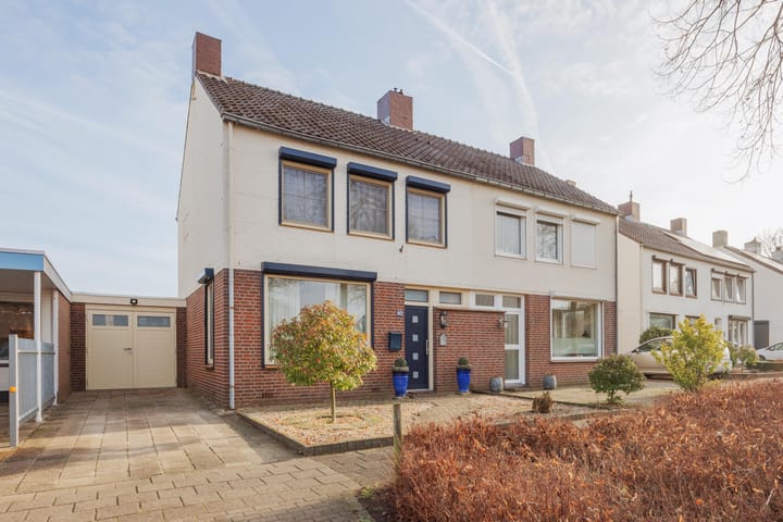 Burg Cremersstraat 60 in Grubbenvorst foto