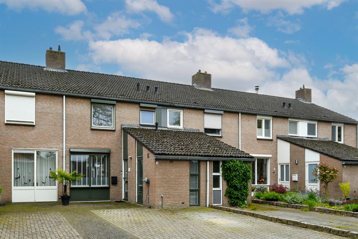 Burg. Engelsstraat 34 in Panningen foto