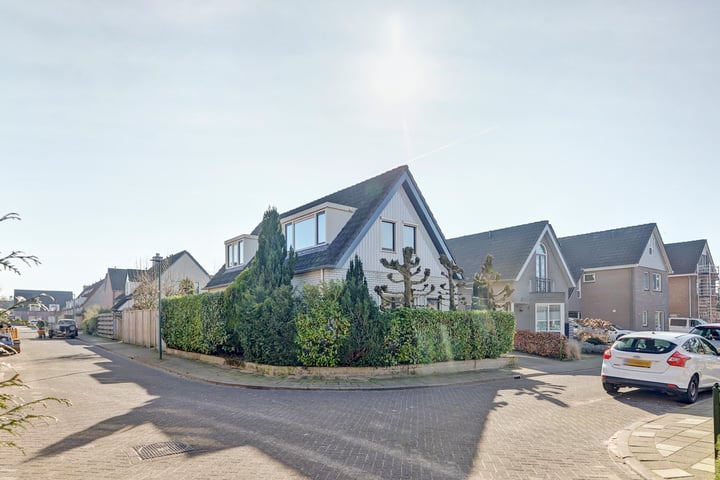 Burg.Goudsmitlaan 7 in Leersum foto