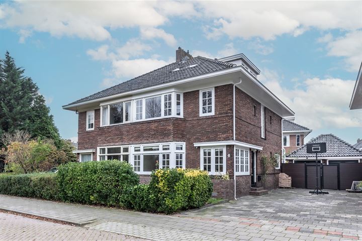 Burg Simonsstraat 4 in Halfweg foto