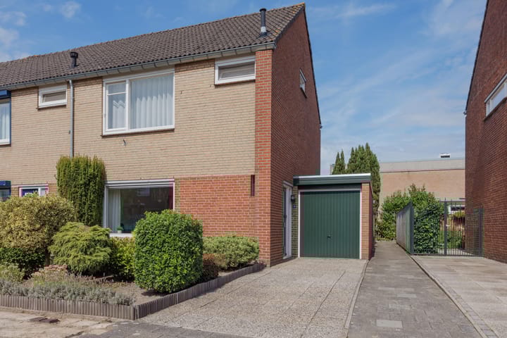 Burg van Kempenstraat 38 in Grubbenvorst foto