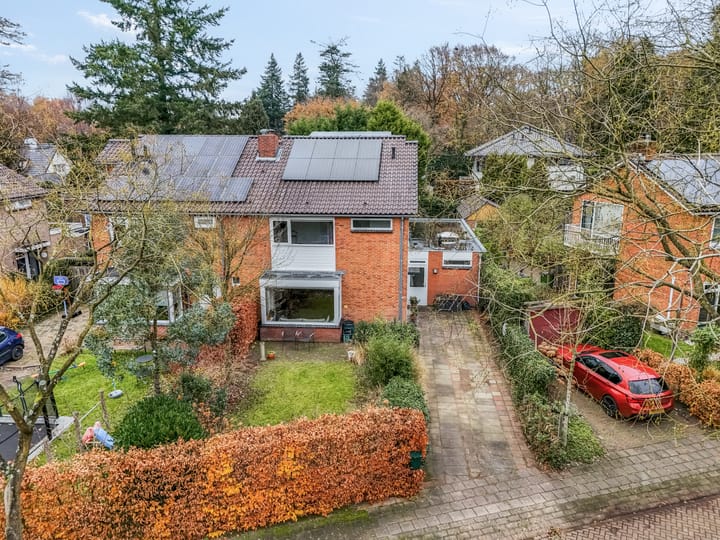 Burgemeester Creutzlaan 17 in Ede foto