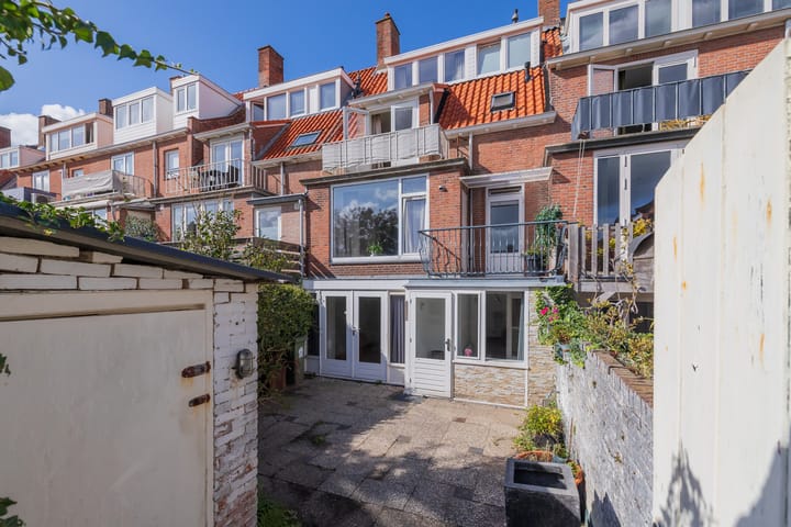 Burgemeester Engelbertsstraat 38 in Zandvoort foto