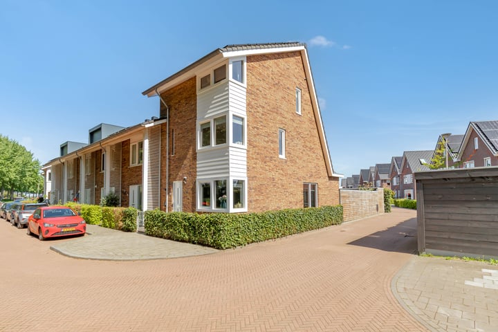 Burgemeester Folkertslaan 47 in Elburg foto