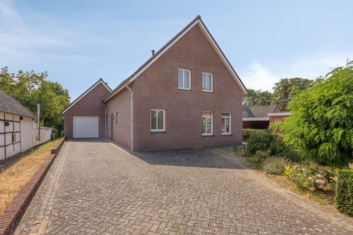 Burgemeester Geradtsstraat 5 in Posterholt foto