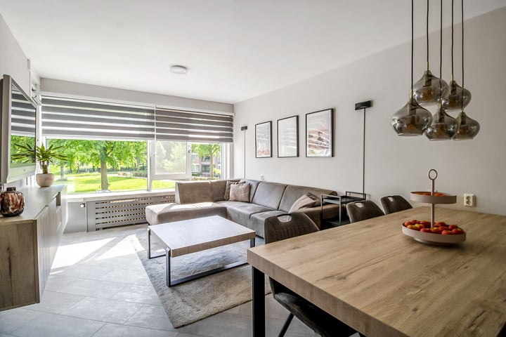 Burgemeester Hazenberglaan 49 in Rotterdam foto