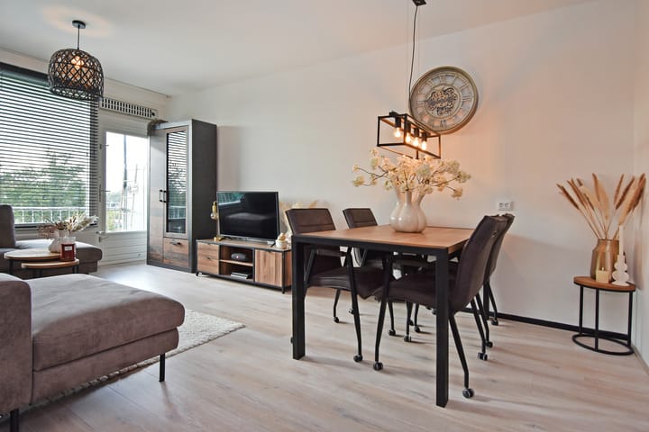 Burgemeester Keijzerlaan 135 in Leidschendam