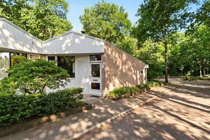 Burgemeester Korthals Alteslaan 45 in Zeist foto