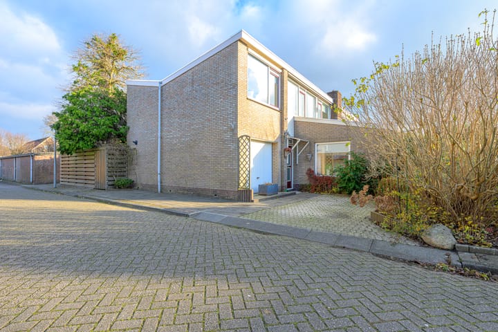 Burgemeester Kosterstraat 5 in Winkel foto