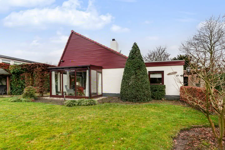 Burgemeester Mallenslaan 17 in Kaatsheuvel foto