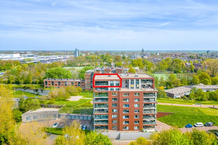 Burgemeester Nederbragtpark 57 in Voorburg