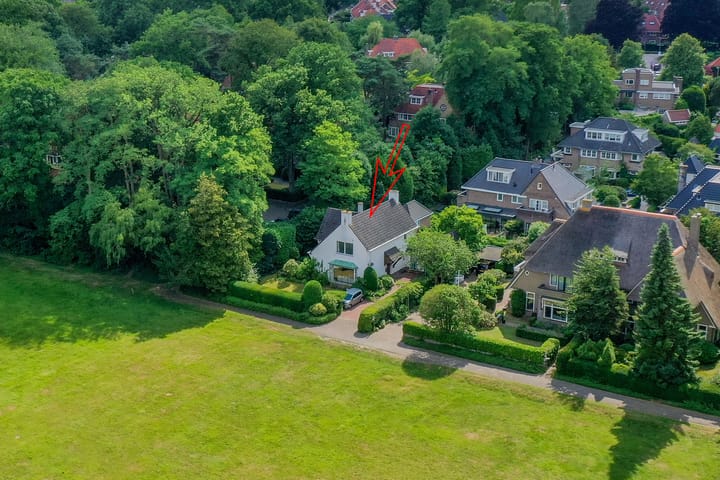 Burgemeester s'Jacoblaan 12A in Bussum foto