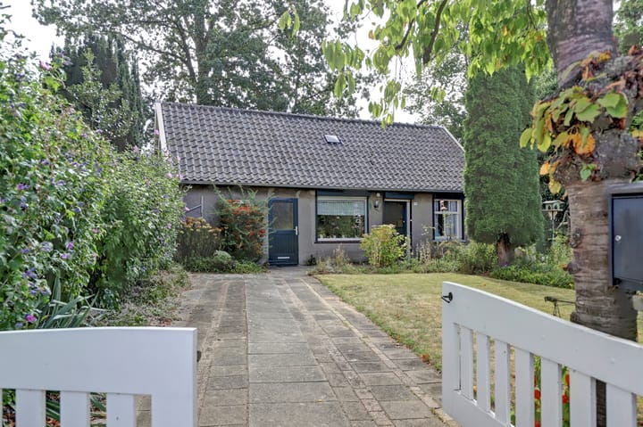 Burgemeester van Gilsstraat 19 in Millingen aan de Rijn foto