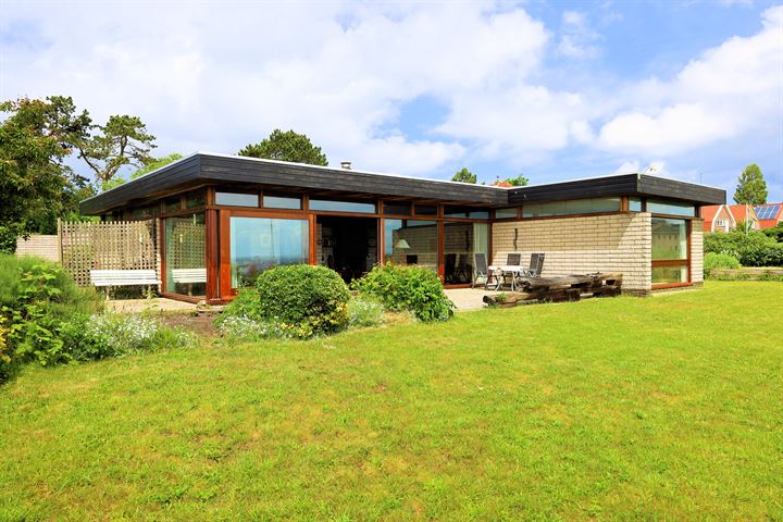 Burgemeester van Heusdenweg 14A in West-Terschelling foto