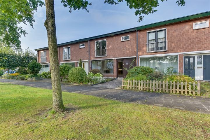 Burgemeester Wallerstraat 22 in Oldenzaal foto