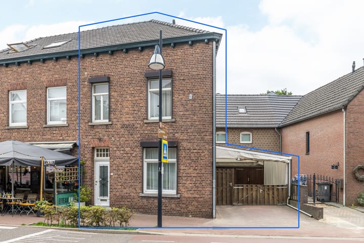 Burgemeester Wolfsstraat 9 in Sint Geertruid foto