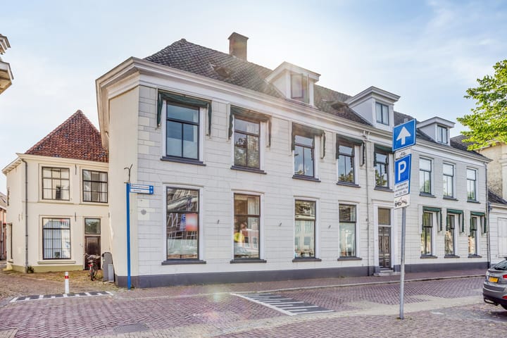 Burgwal 86-3 in Kampen foto