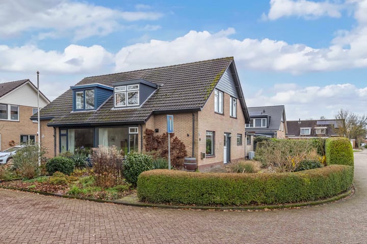 Bûtenom 10 in Boornbergum foto