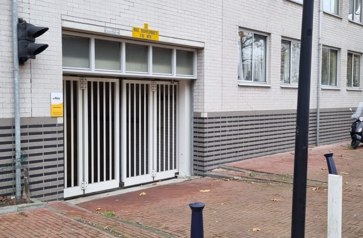 C. van Eesterenlaan 254 in Amsterdam foto