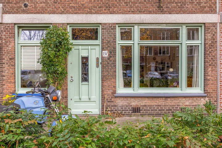 Caan van Necklaan 197 in Rijswijk foto