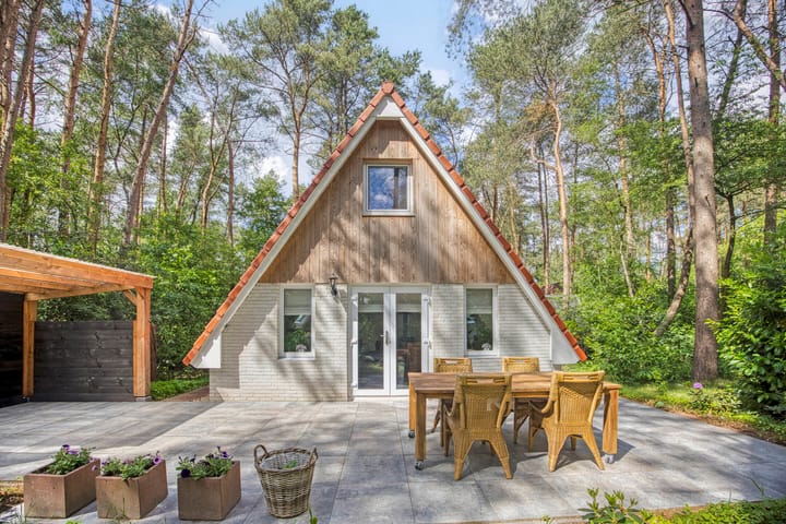 Calluna Oost 80 in Ommen foto