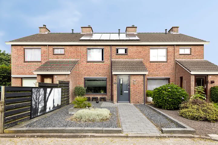 Carry van Bruggenstraat 19 in Smilde