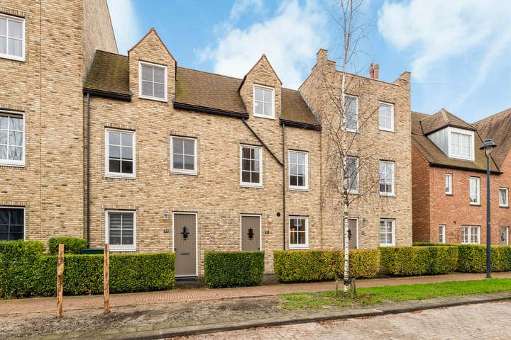 Catharina van Aragonlaan 111 in Hoofddorp